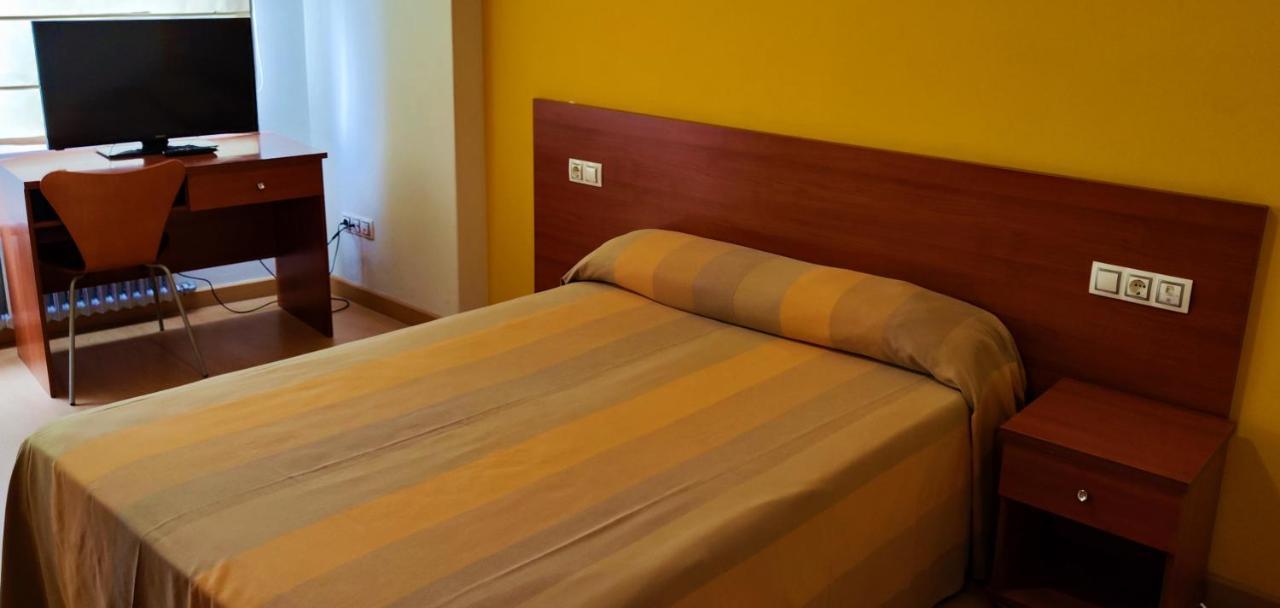 Pension San Roque Lugo Exterior photo